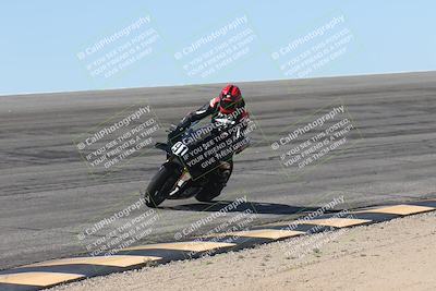 media/Oct-13-2025-Moto Forza (Mon) [[a66d839500]]/4-C Group/Session 2 (Bowl)/